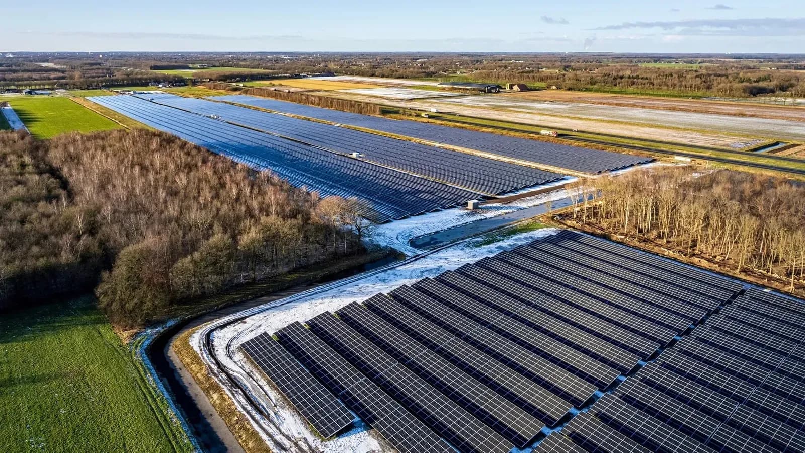 Vista aerea invernale del parco di Hollandscheveld